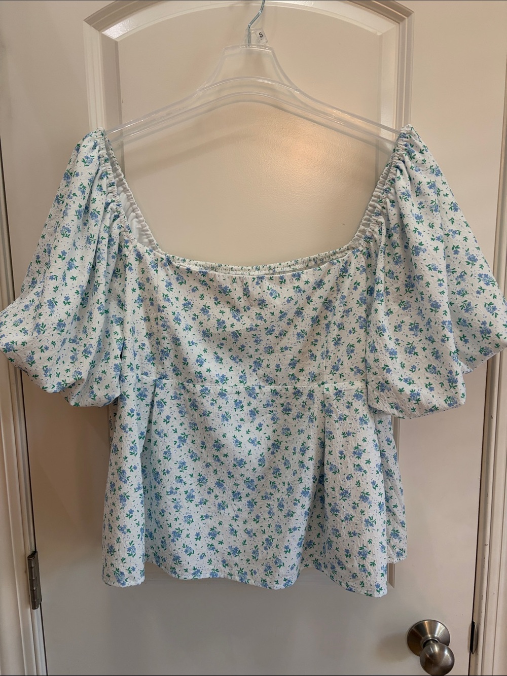 ARULA Light Blue Floral Off-Shoulder Puff Sleeve Blouse Size B
